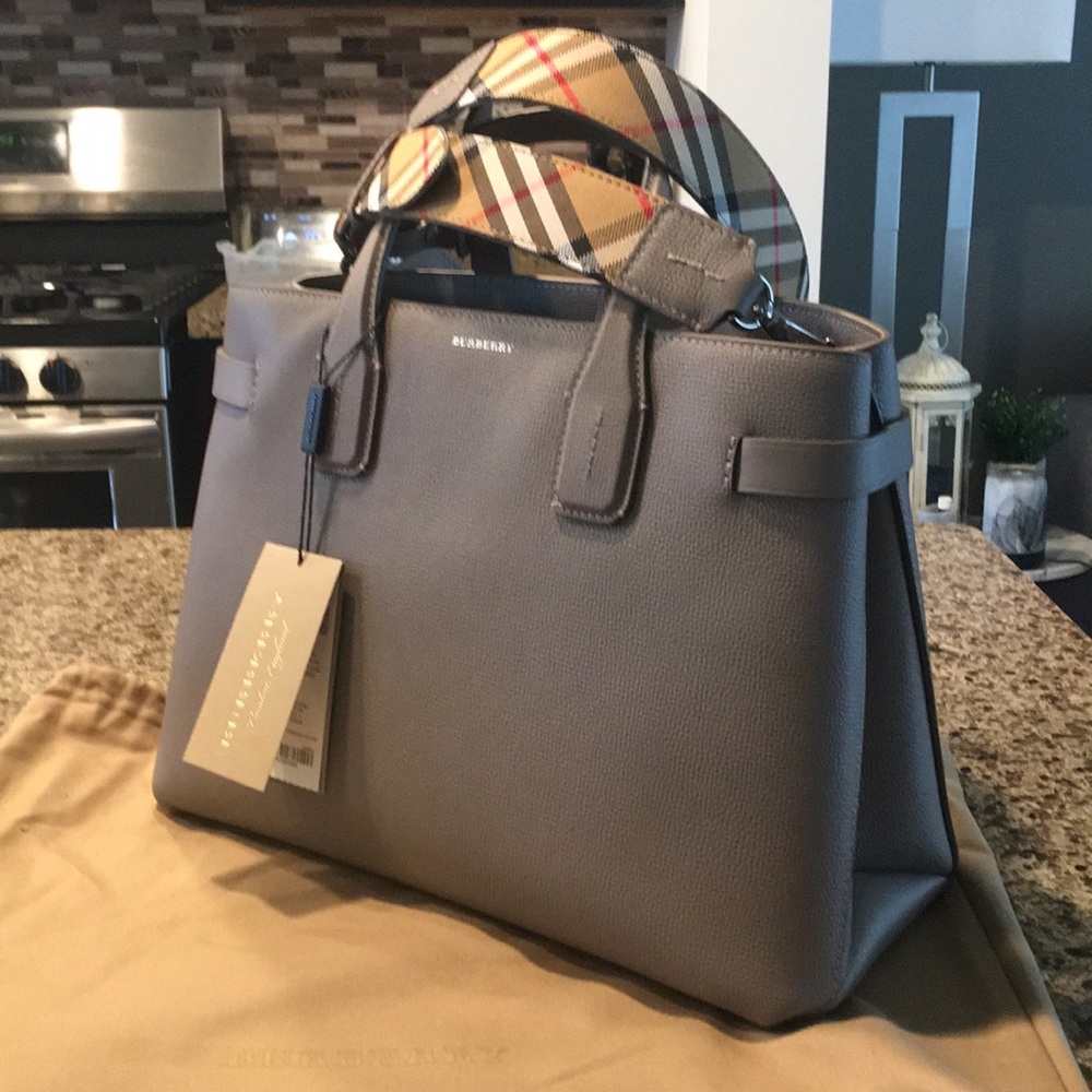 NWT Burberry Banner Medium Handbag